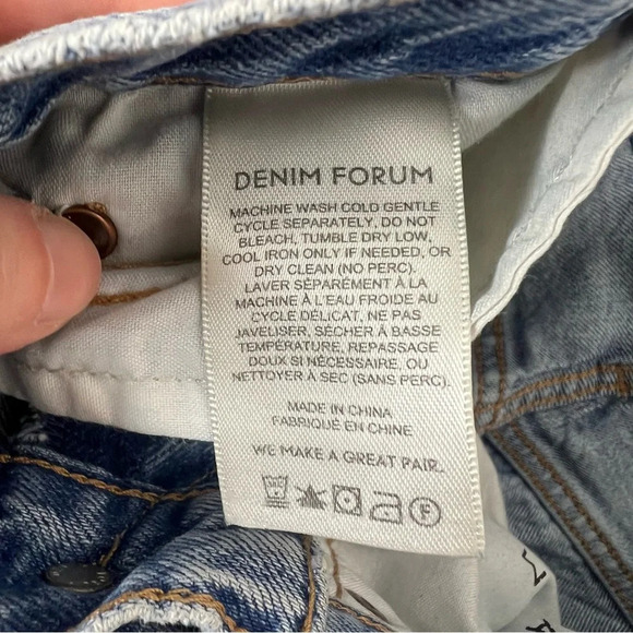 ARITZIA Denim Forum JONI HIGH RISE LOOSE JEANS Size 26 High Rise B30 - Picture 7 of 8